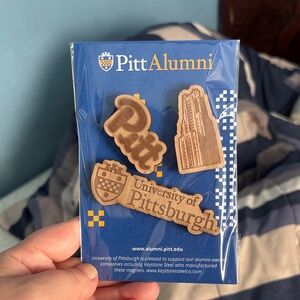 University of Pittsburgh Wooden Magnet Set